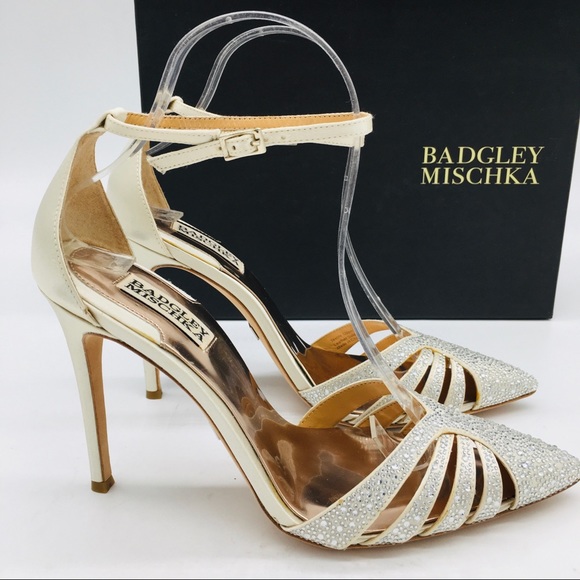 Badgley Mischka Ivory Satin Bridal Heels - Picture 8 of 16